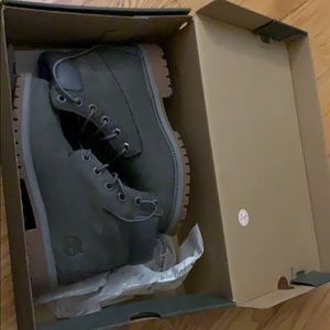 gray timbs